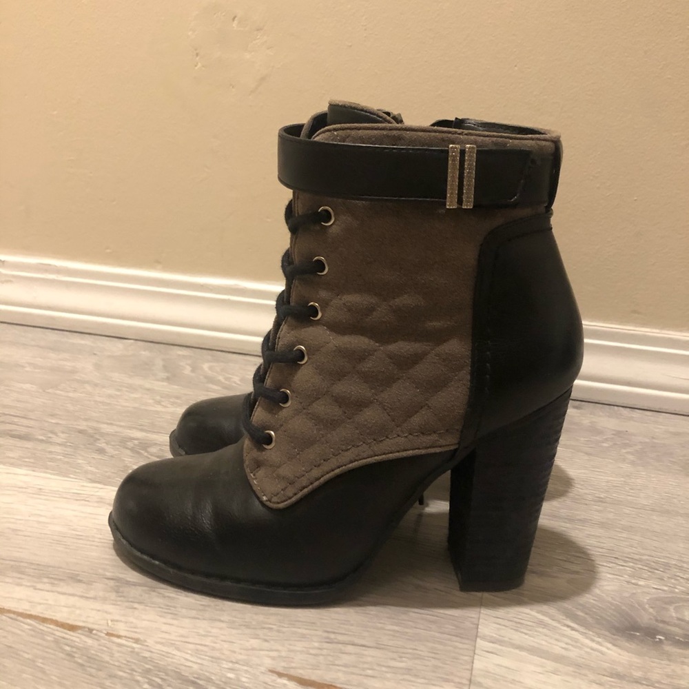 Black and olive ankle boots, heeled ankle boots